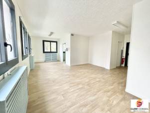 Location - Bureaux 75m² - Bihorel