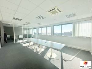 Location - Bureaux 260m² - Isneauville