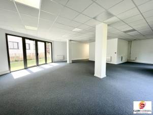 Location - Local commercial 101m² - Bihorel