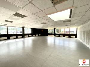 Location - Local d'activité 696m² - Sotteville-lès-rouen