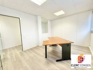 Location - Bureaux 73m² - Bihorel