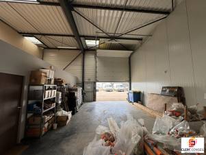 Location - Local d'activité 357m² - Boos