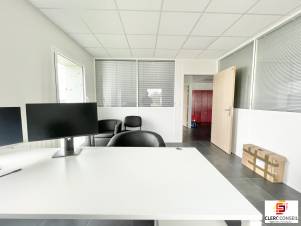 Vente - Bureaux 170m² - Boos