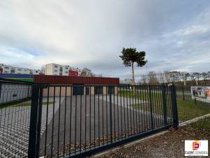 Location - Local d'activité 221m² - Saint-marcel