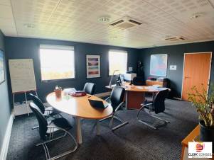 Vente - Local d'activité 4447m² - Saint-pierre-la-garenne