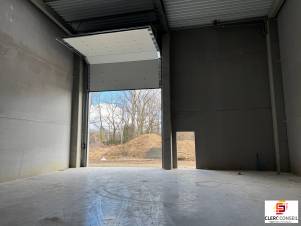 Location - Local d'activité 900m² - Saint-Étienne-du-rouvray