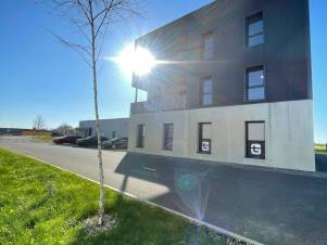 Location - Bureaux 73m² - Honguemare-guenouville