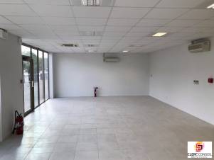 Location - Local commercial 133m² - Val-de-reuil