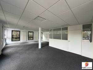 Location - Bureaux 79m² - Mont-saint-aignan