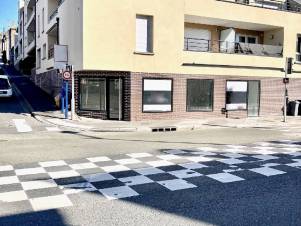 Vente - Local commercial 120m² - Plateau ouest