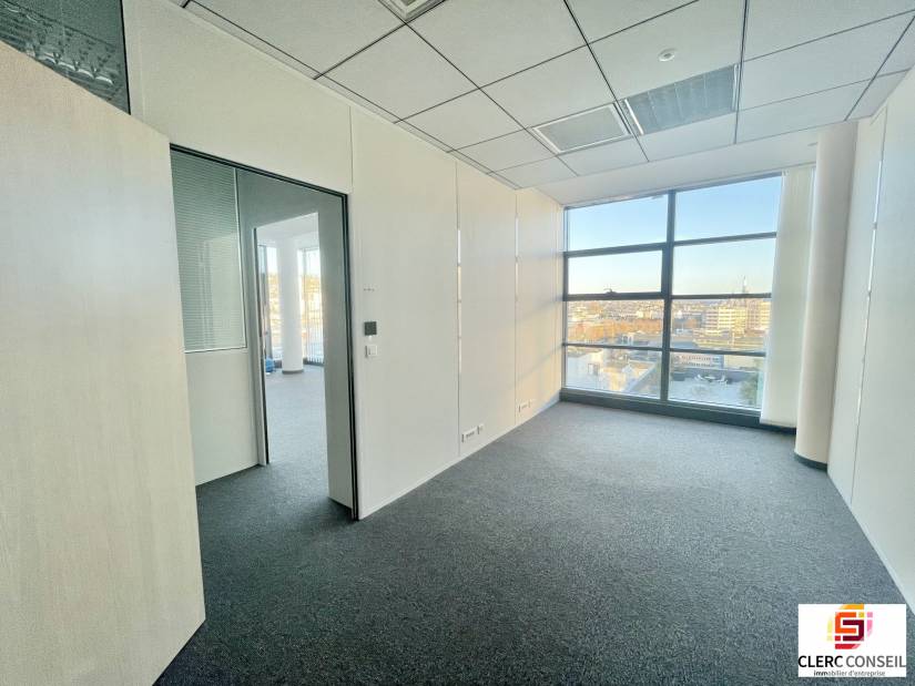 Location - Bureaux 192m² - Rouen