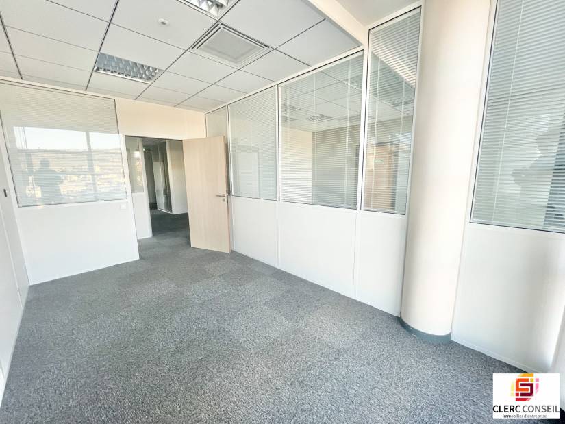 Location - Bureaux 192m² - Rouen