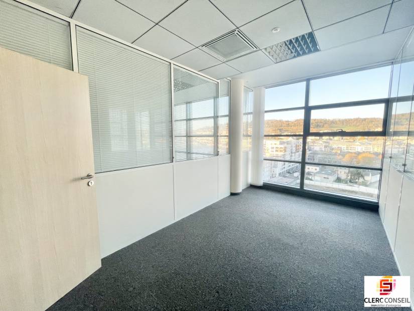 Location - Bureaux 192m² - Rouen