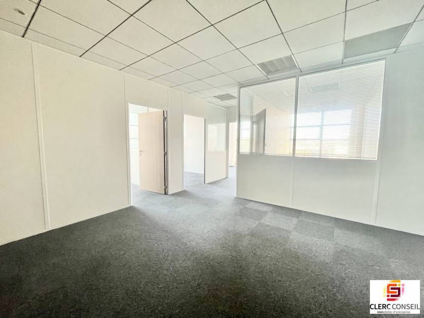 Location - Bureaux 192m² - Rouen