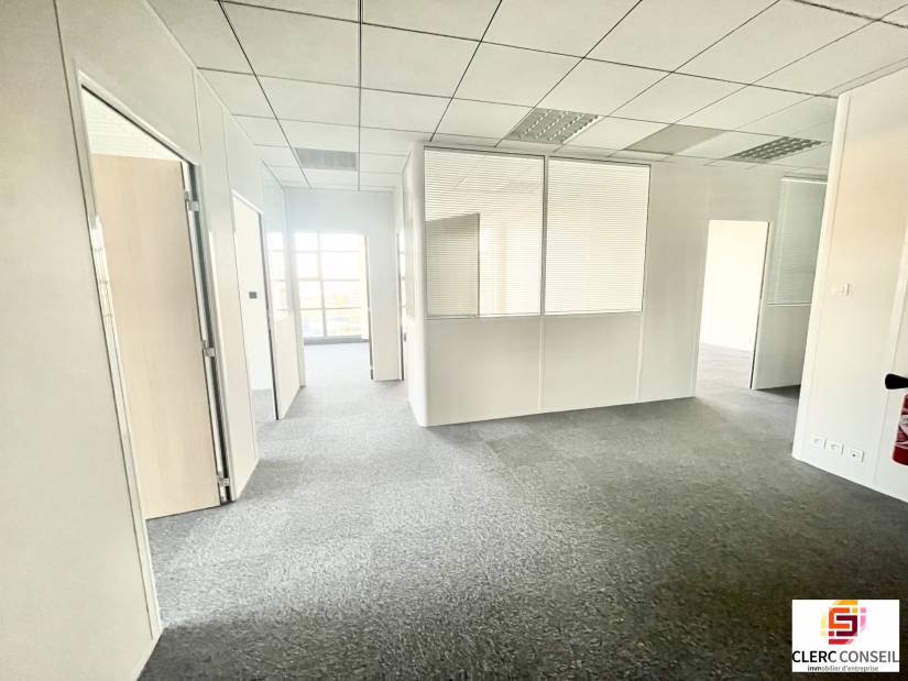 Location - Bureaux 192m² - Rouen