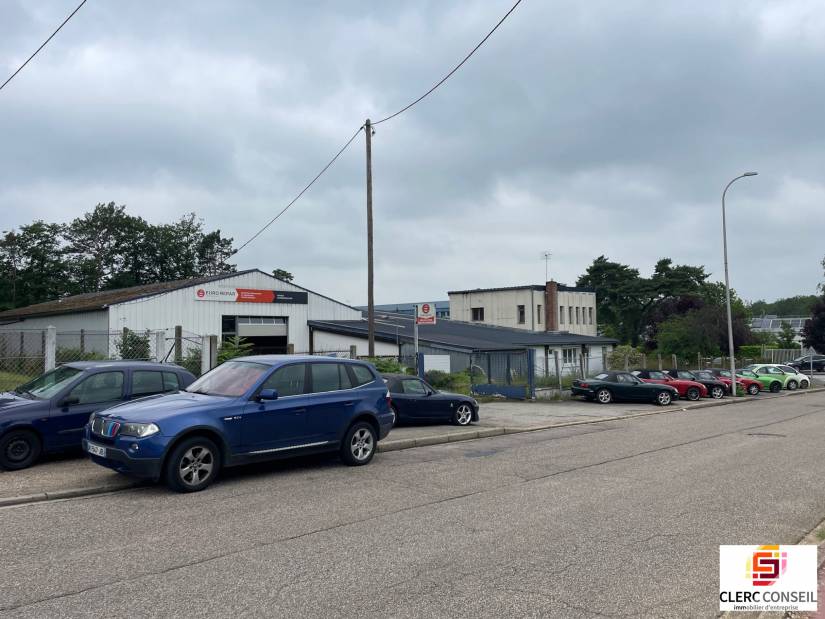 Vente - Local d'activité 1100m² - Évreux