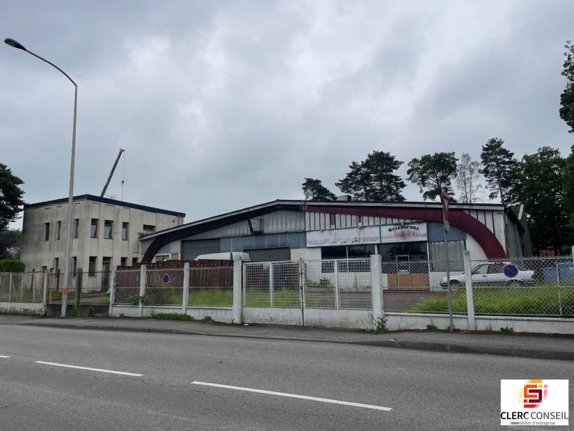 Vente - Local d'activité 1100m² - Évreux