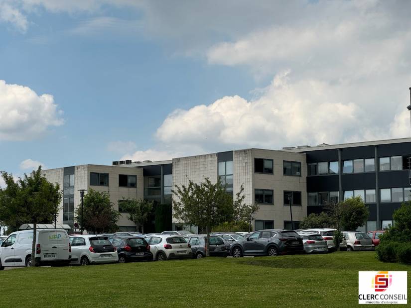Vente - Bureaux 2917m² - Mont-saint-aignan