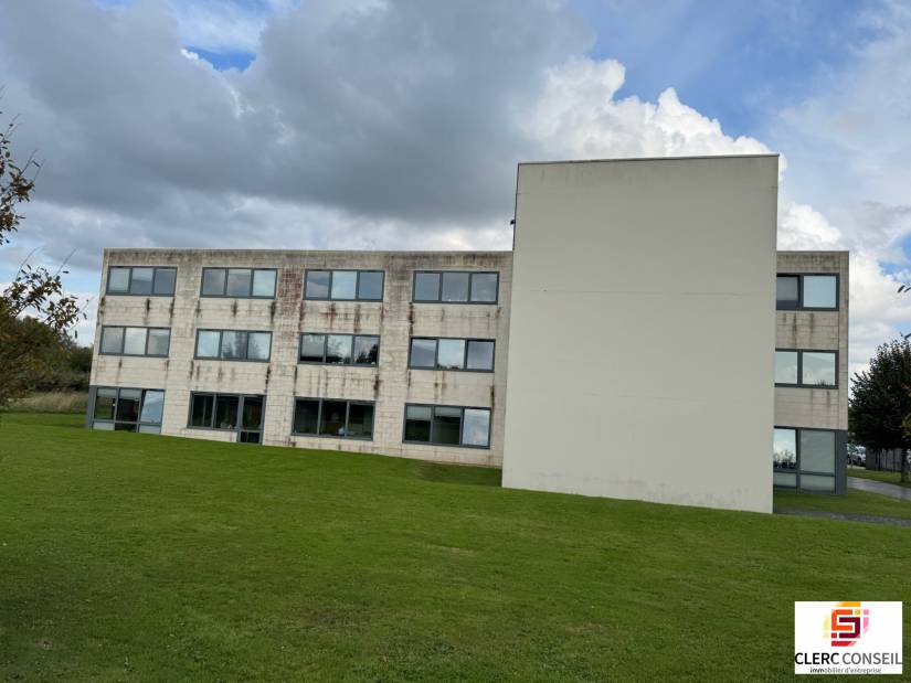 Vente - Bureaux 2917m² - Mont-saint-aignan