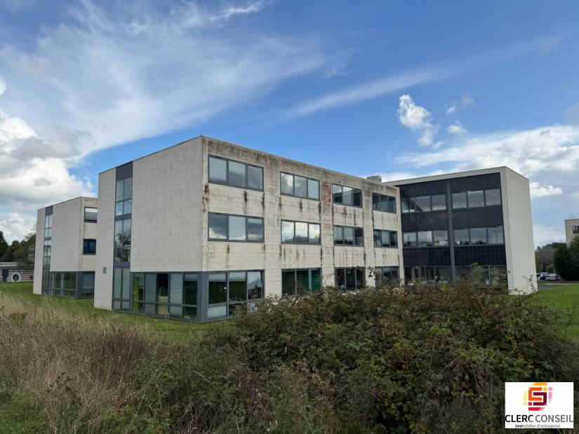 Vente - Bureaux 2917m² - Mont-saint-aignan