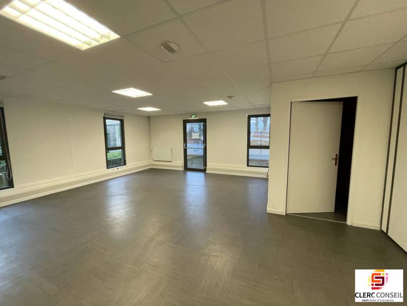 Location - Bureaux 424m² - Mont-saint-aignan