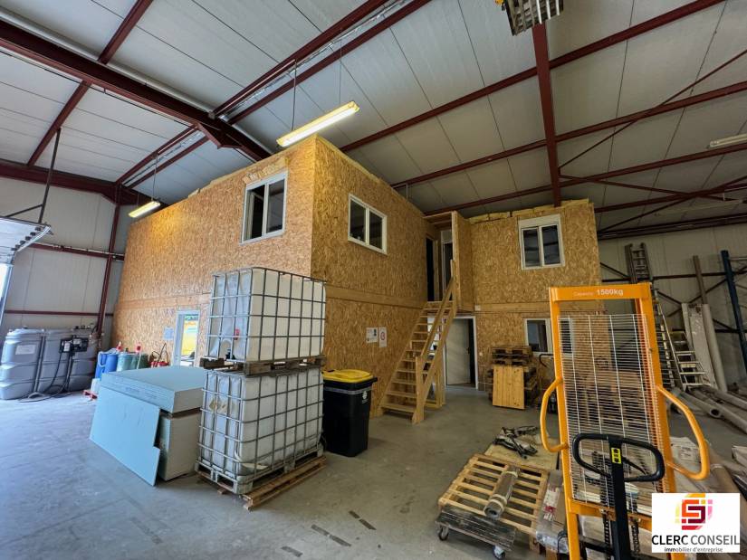 Location - Local d'activité 464m² - Le petit-quevilly