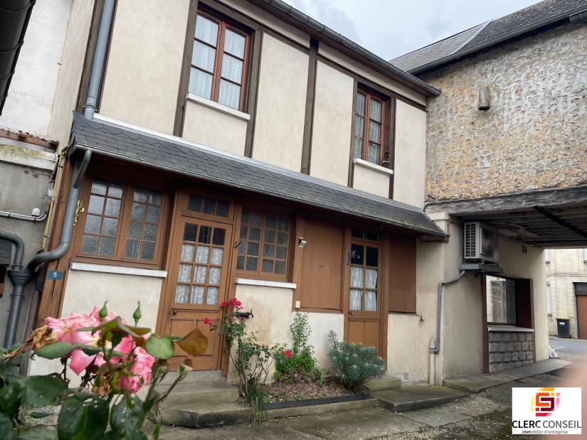 Vente - Local commercial 275m² - Pont-saint-pierre