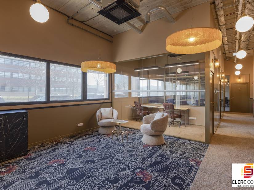Location - Bureaux 124m² - Isneauville