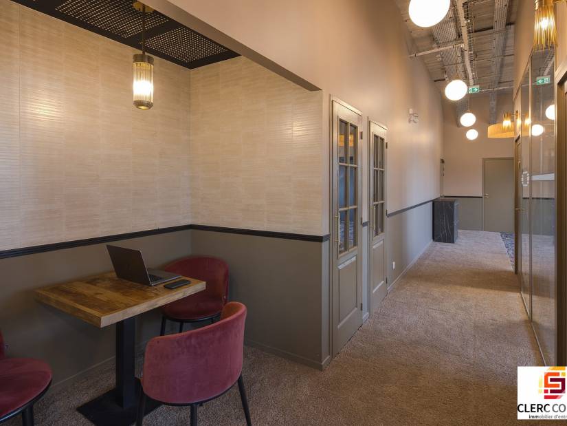 Location - Bureaux 124m² - Isneauville