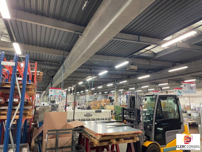 Vente - Local d'activité 4400m² - Heudebouville