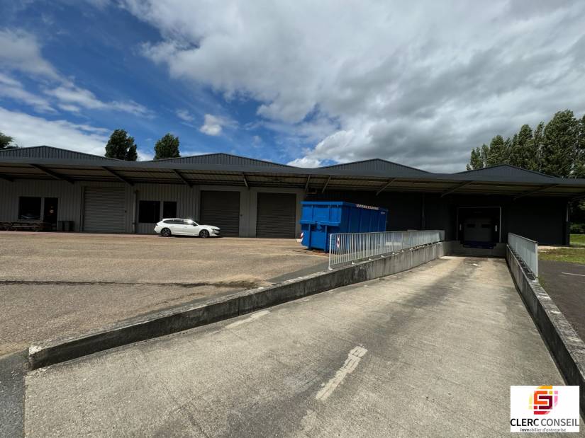 Location - Local d'activité 4200m² - Sotteville-lès-rouen