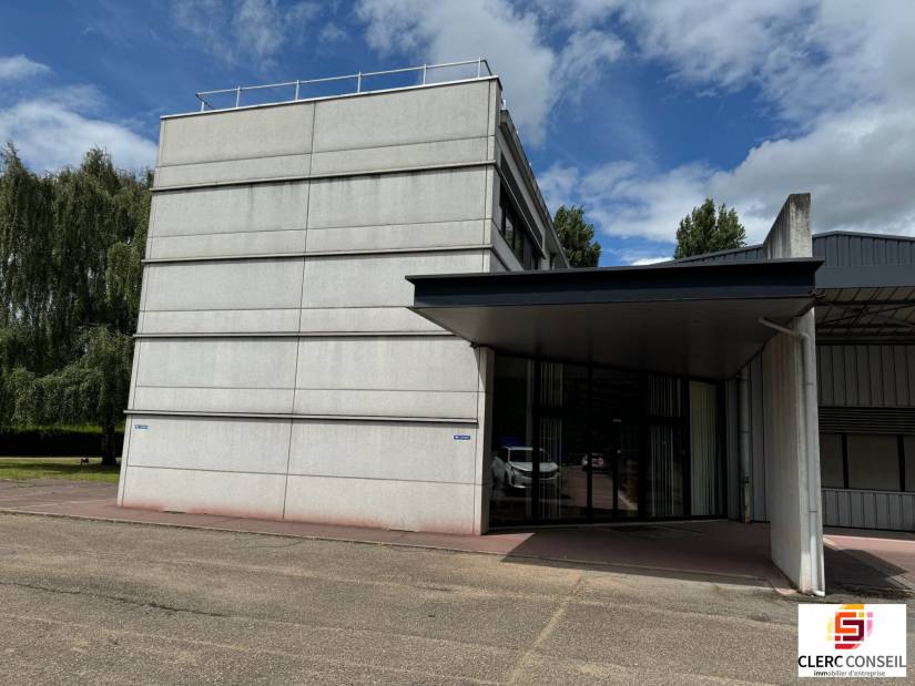 Location - Local d'activité 4200m² - Sotteville-lès-rouen