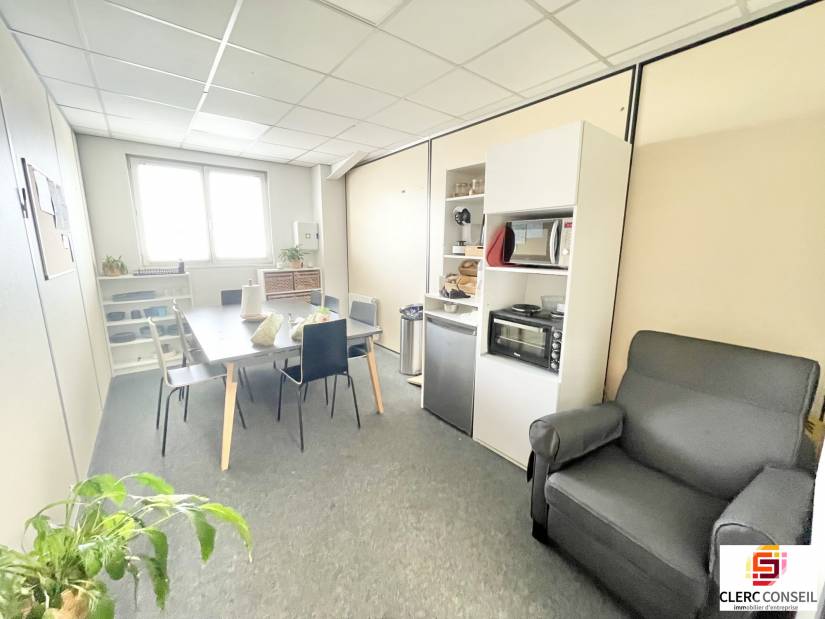 Location - Bureaux 177m² - Le petit-quevilly