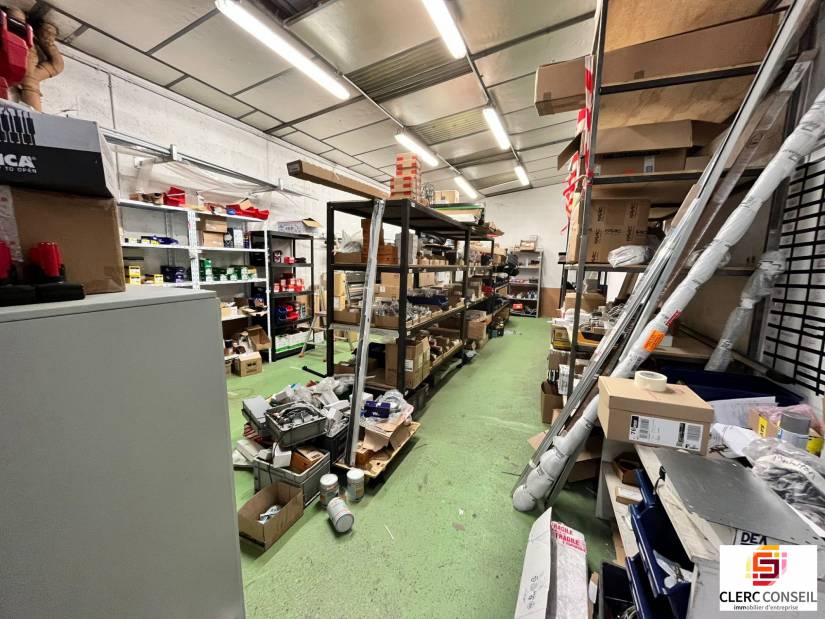 Location - Local d'activité 470m² - Bihorel