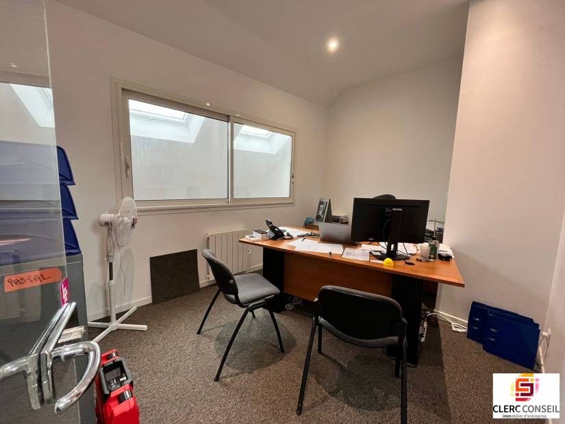 Location - Local d'activité 470m² - Bihorel
