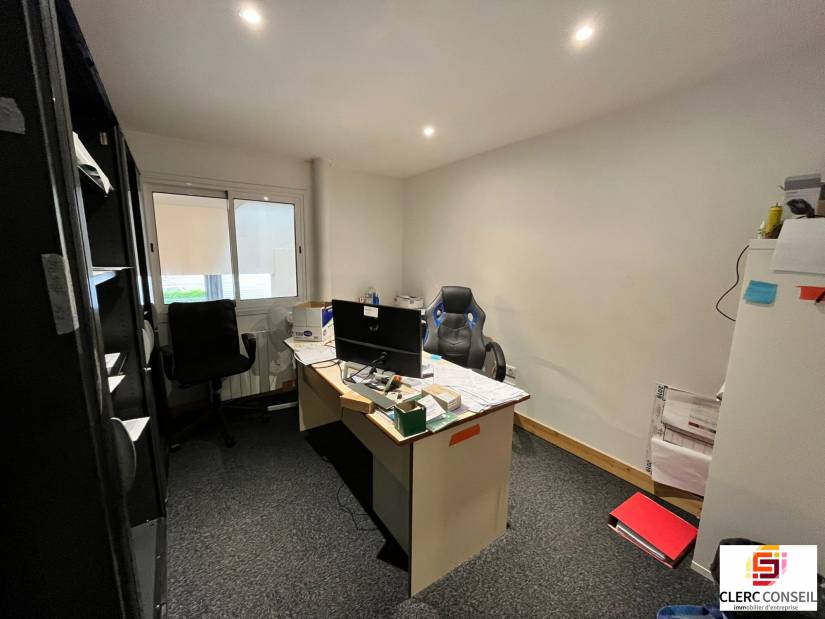Location - Local d'activité 470m² - Bihorel