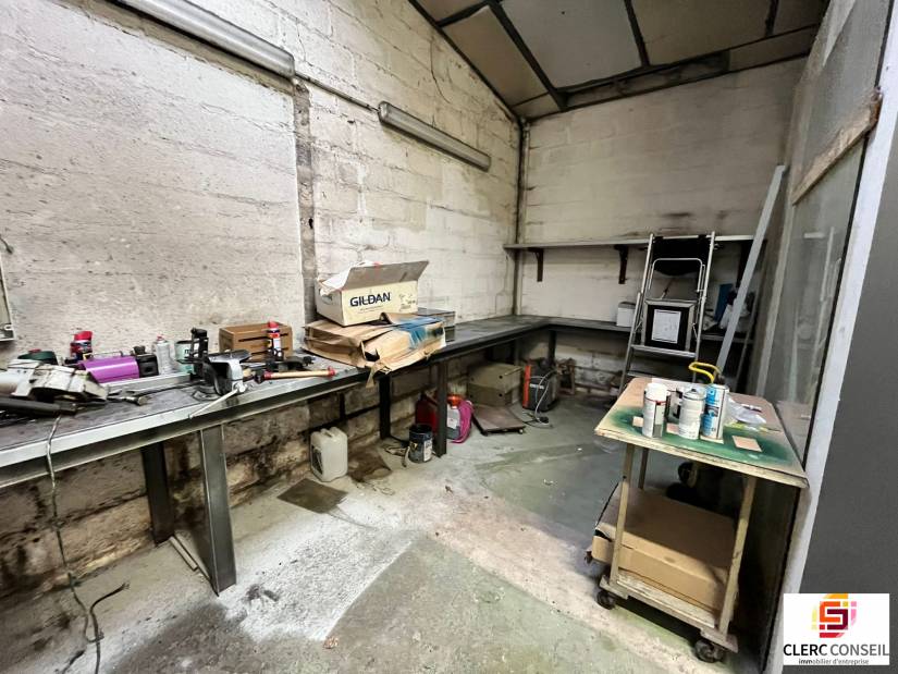 Location - Local d'activité 470m² - Bihorel