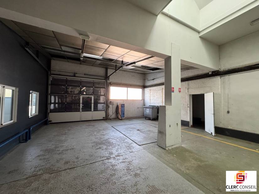 Location - Local d'activité 470m² - Bihorel