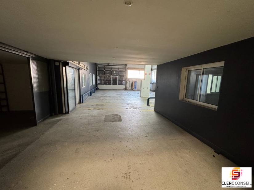 Location - Local d'activité 470m² - Bihorel