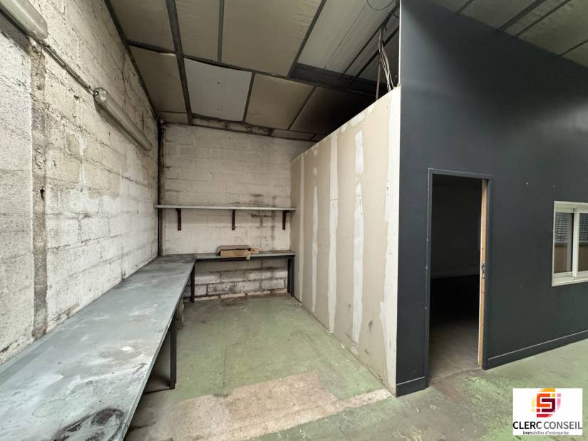 Location - Local d'activité 470m² - Bihorel