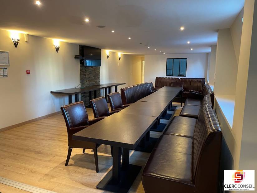 Vente - Local commercial 326m² - Elbeuf