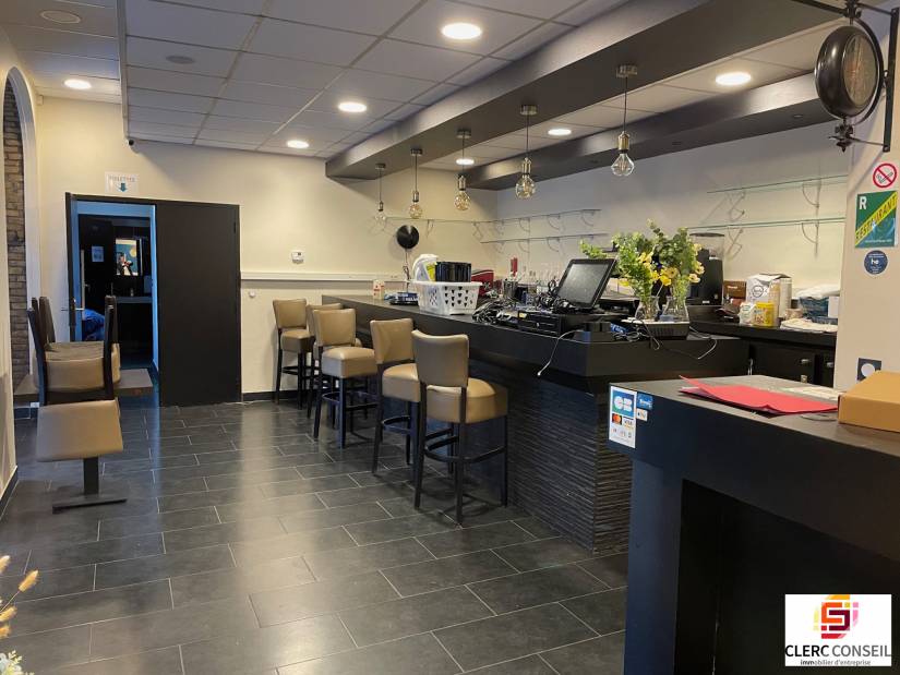 Vente - Local commercial 326m² - Elbeuf