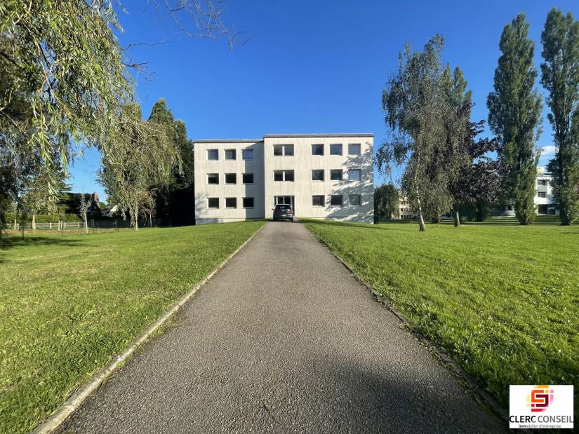 Location - Bureaux 73m² - Bihorel