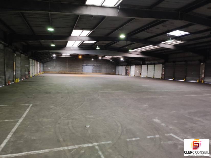 Location - Local d'activité 2000m² - Saint-Étienne-du-rouvray