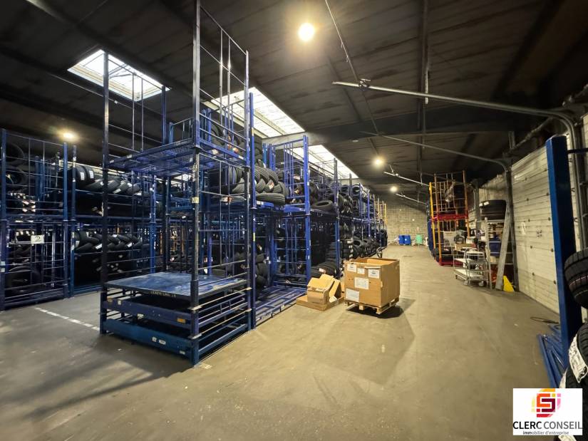 Location - Local d'activité 2000m² - Saint-Étienne-du-rouvray