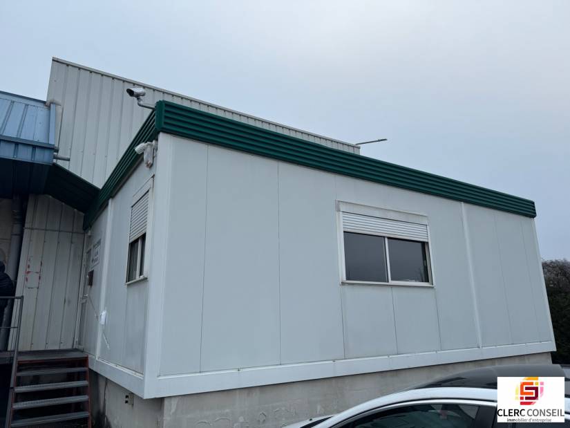 Location - Local d'activité 2000m² - Saint-Étienne-du-rouvray