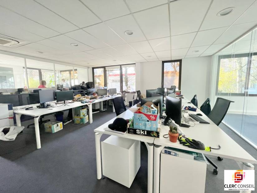 Location - Bureaux 145m² - Mont-saint-aignan