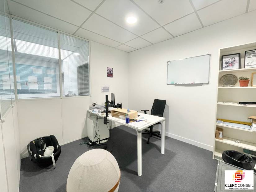 Location - Bureaux 145m² - Mont-saint-aignan