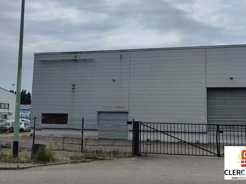 Location - Local d'activité 408m² - Saint-Étienne-du-rouvray