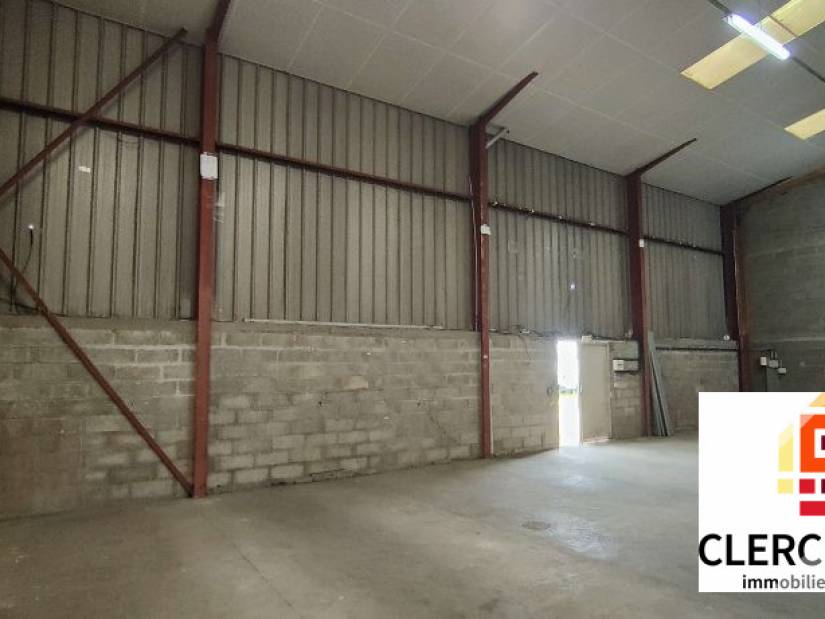 Location - Local d'activité 408m² - Saint-Étienne-du-rouvray